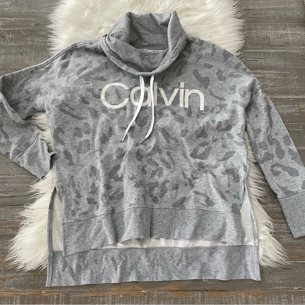 Calvin Klein Leopard Pullover Sweatshirt | Size Small